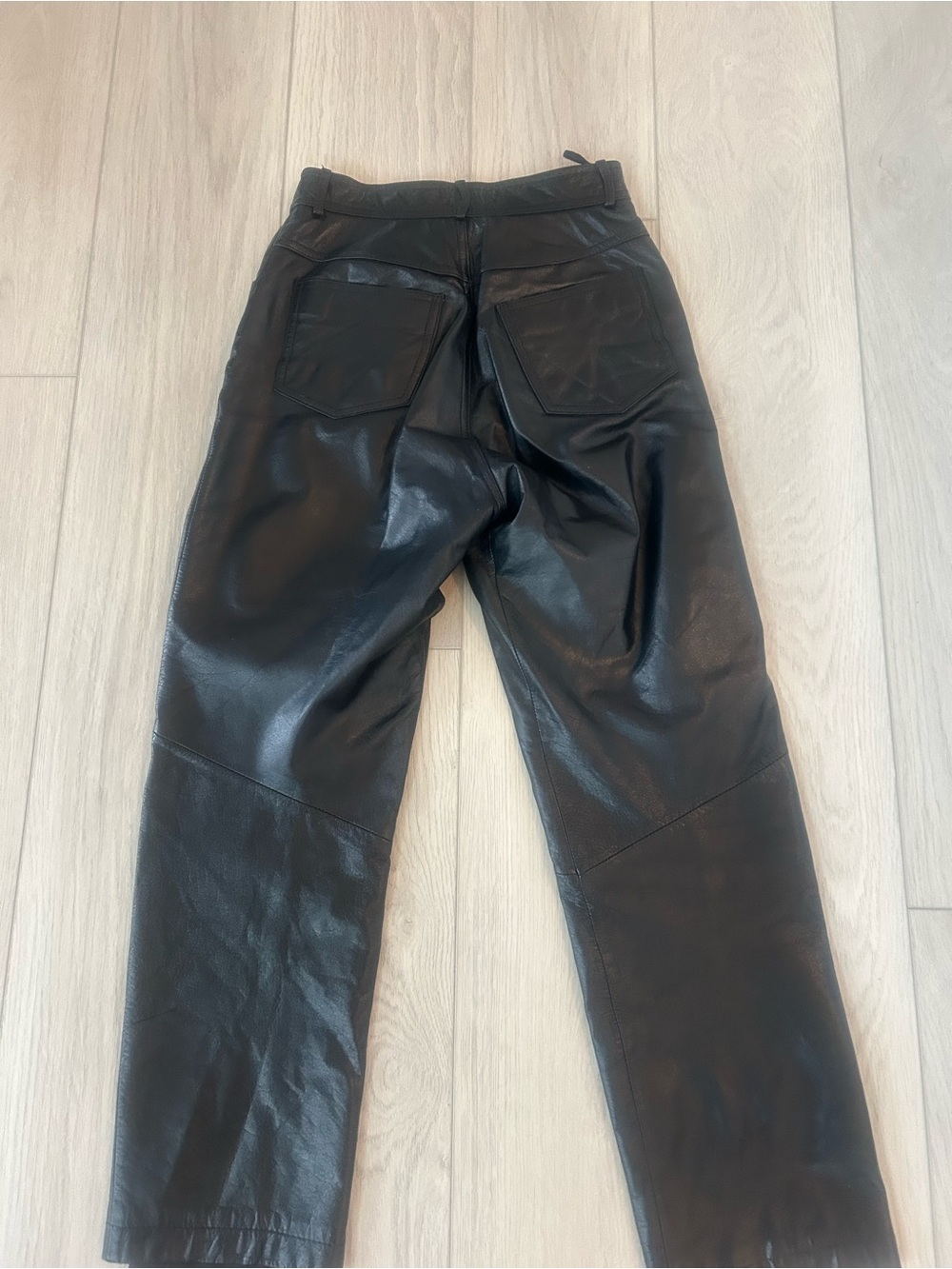 Danier Black Leather Pants - Classic Straight Fit. High waisted crop - Picture 2 of 2